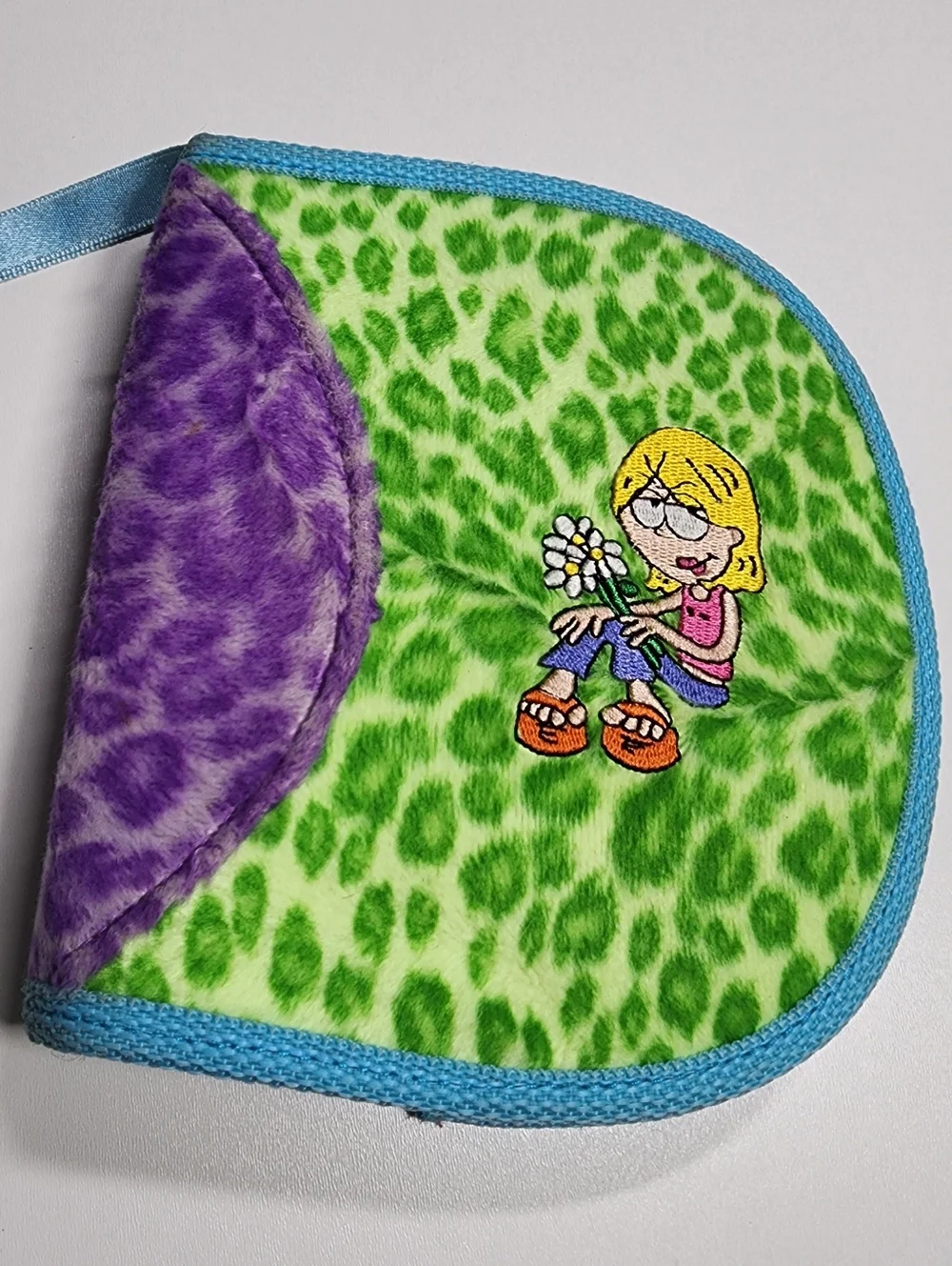 Vintage Lizzie McGuire Fuzzy CD Case Disney Channel Cartoon Collectible 2000s - Picture 1 of 4